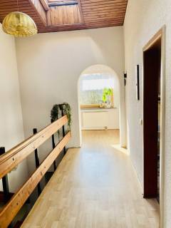 9621b14a-e4b7-4284-851c-63f4b9264a7a Mittel.jpg